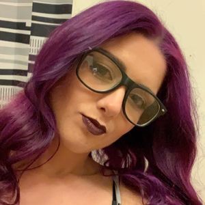 Meet your Posher, Candice